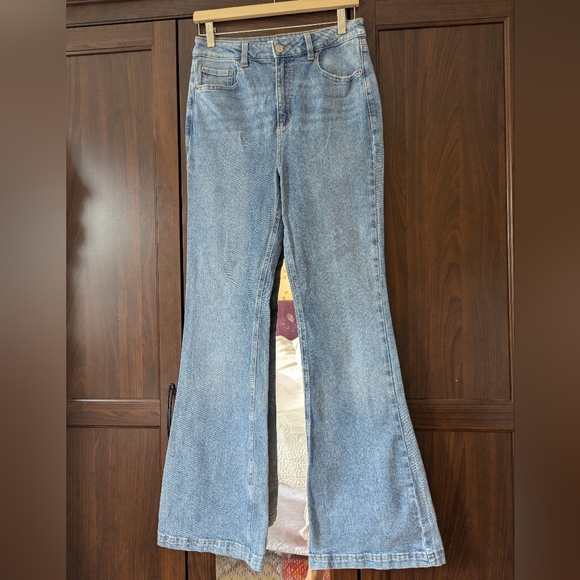 Garage Denim - Garage Denim Light Wash Blue Jeans Flared High Waisted Size 7 / 28 NWOT